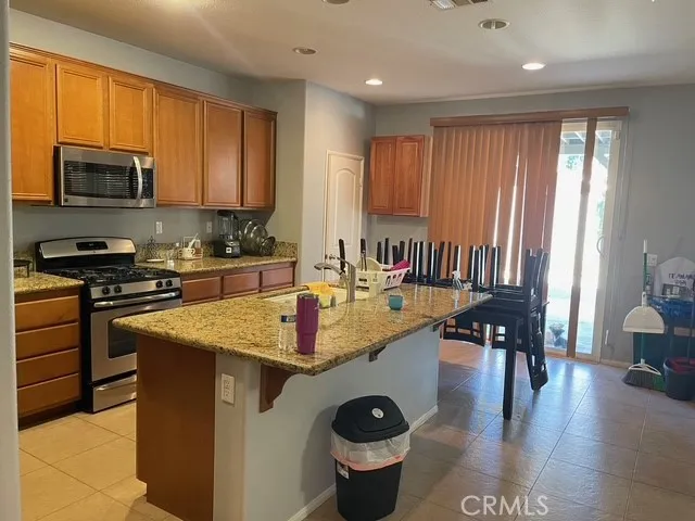 5825 Finchley Road, Palmdale, California 93552 home-pic-10